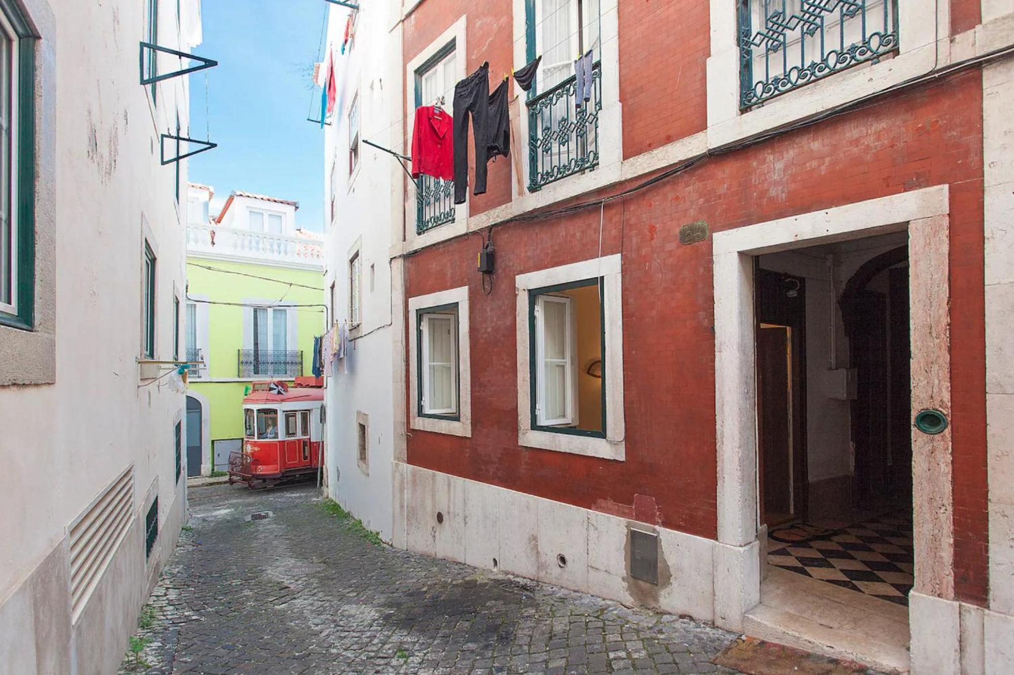 Whome Historical 2-bed Alfama Charm Appartement Lisboa